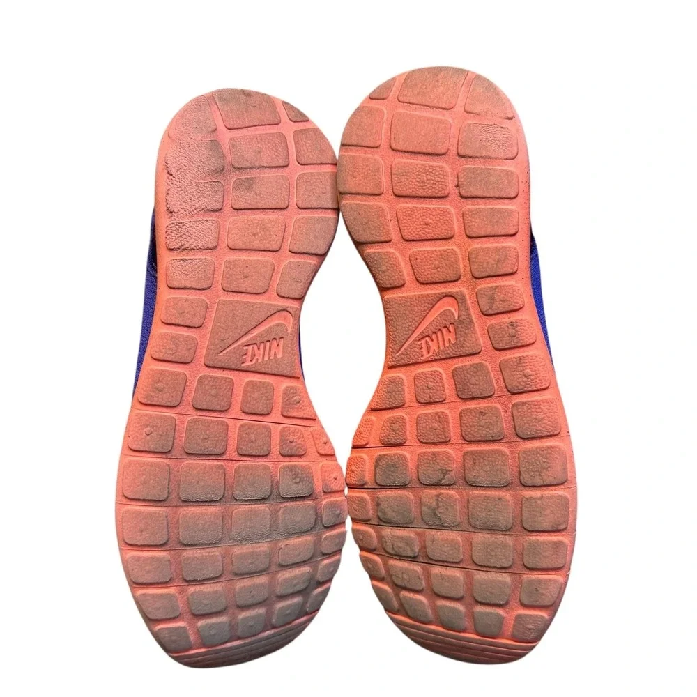 Nike Running Shoes Youth Size 6Y Purple‎ Pink Blue Athletic 807596-501 Sneakers